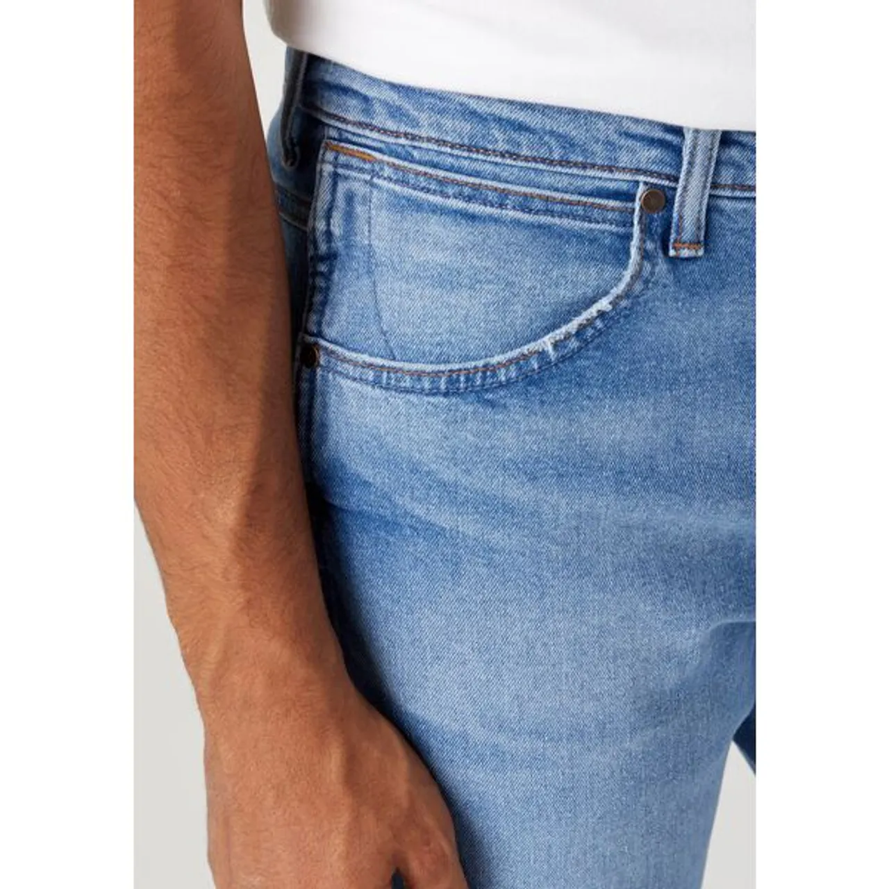 5-Pocket-Jeans WRANGLER "River FREE TO STRETCH" Gr. 32, Länge 34, blau (cool twist) Herren Jeans 5-Pocket-Jeans