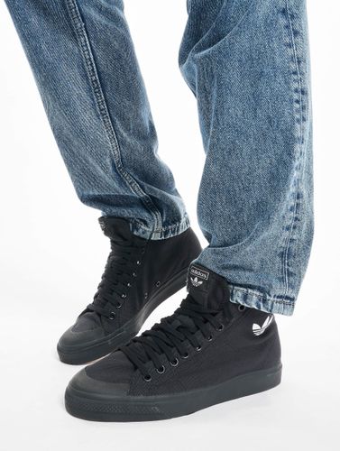 adidas Originals Männer Sneaker Nizza Hi in schwarz