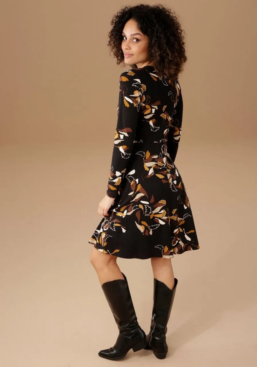 Aniston Selected Jerseykleid mit silberfarbenem Zierring am Wickel- Ausschnitt - Preise vergleichen