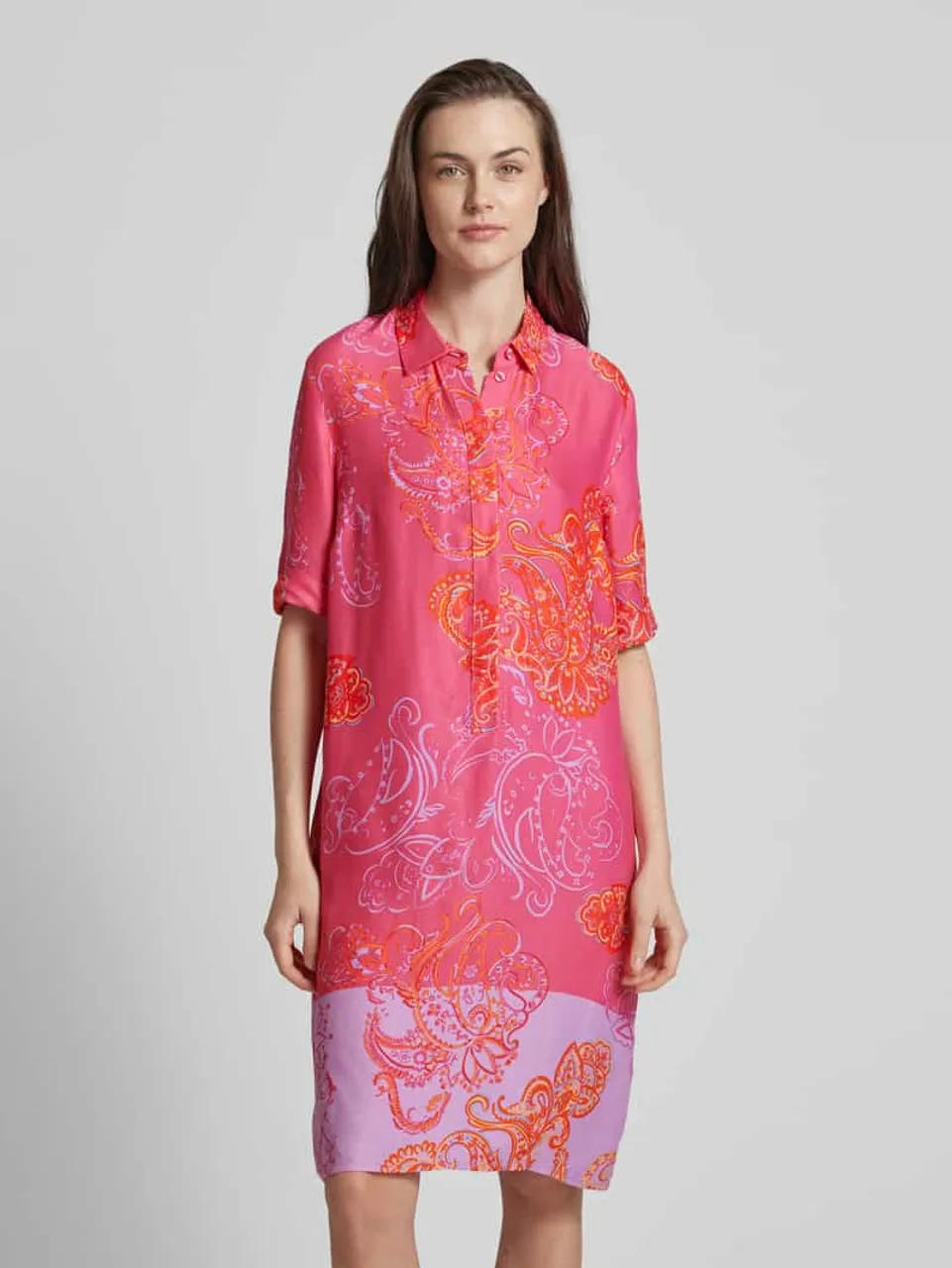 Betty Barclay Knielanges Hemdblusenkleid aus Viskose mit Paisley-Muster in Pink