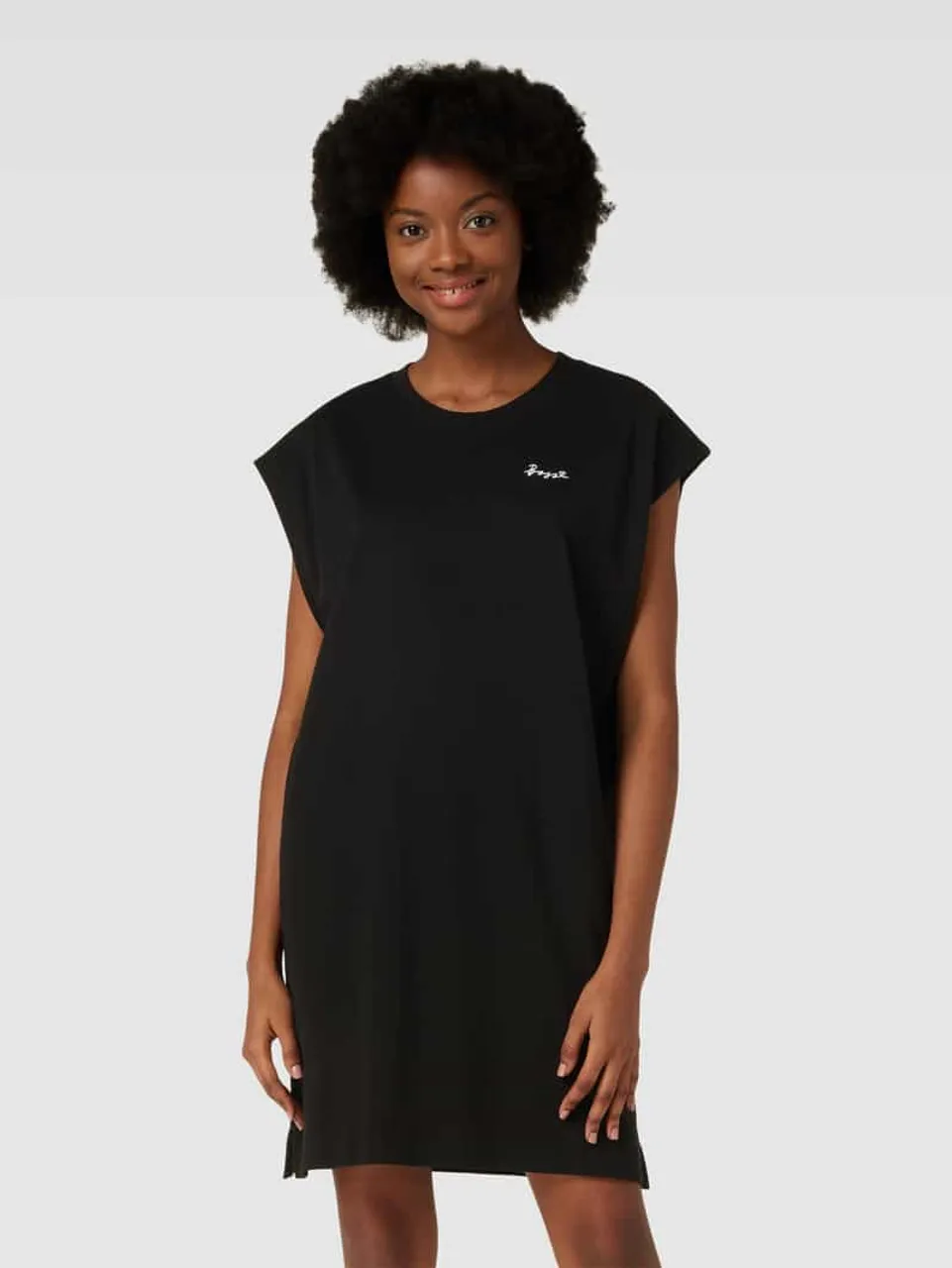 BOSS Orange Knielanges T-Shirt-Kleid mit Label-Print Modell 'Esaints' in Black