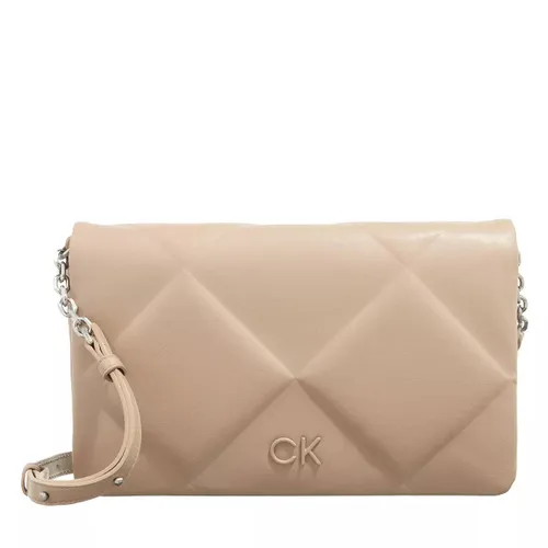 Calvin Klein Crossbody Bags - Re Lock Quilt Shoulder Bag - Gr. unisize - in Beige - für Damen