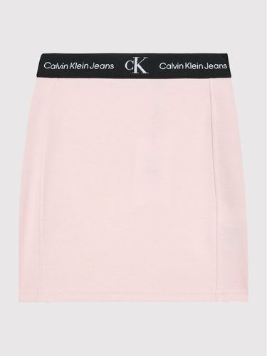 Calvin Klein Jeans Rock Punto IG0IG01429 Rosa Regular Fit