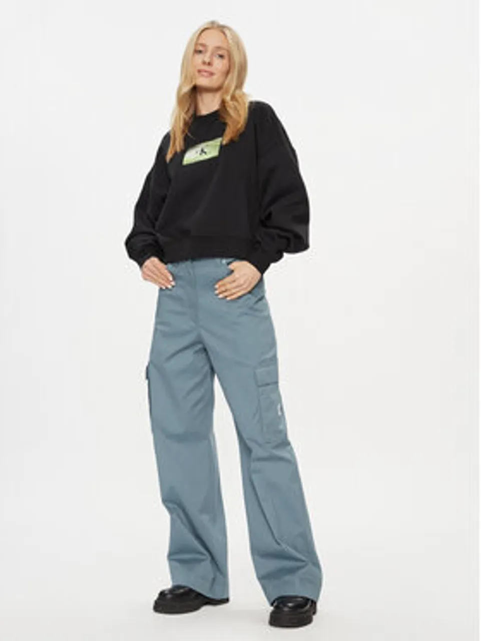Calvin Klein Jeans Sweatshirt Illuminated Box Logo Crew Neck J20J222897 Schwarz Regular Fit