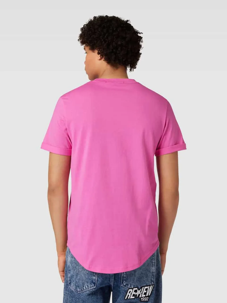 Calvin Klein Jeans T-Shirt mit Label-Patch in Pink