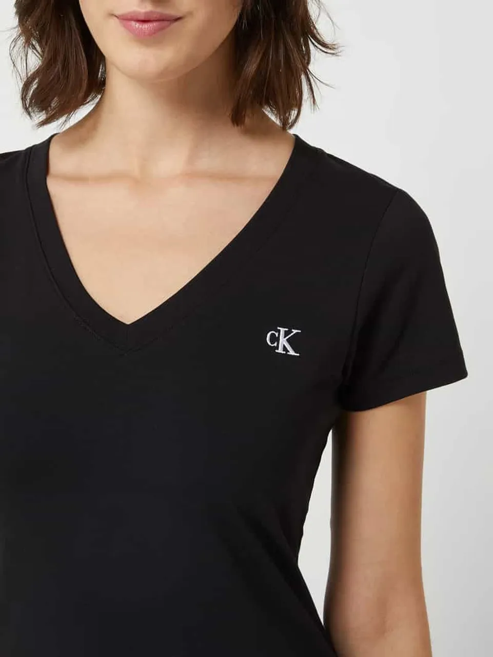 Calvin Klein Jeans T-Shirt mit Logo-Stickerei in Black