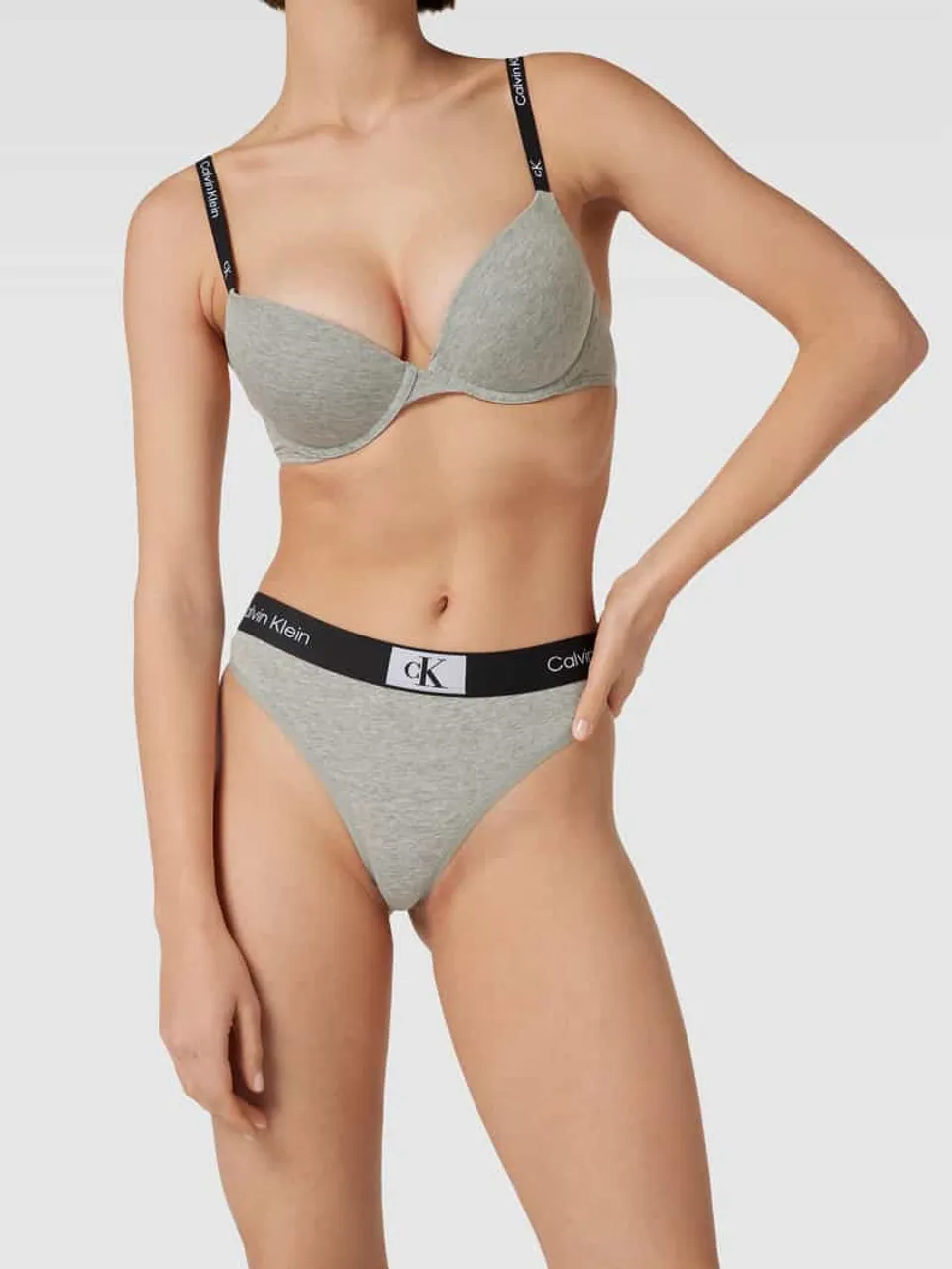 Calvin Klein Underwear String mit elastischem Logo-Bund Modell 'MODERN THONG' in Hellgrau Melange