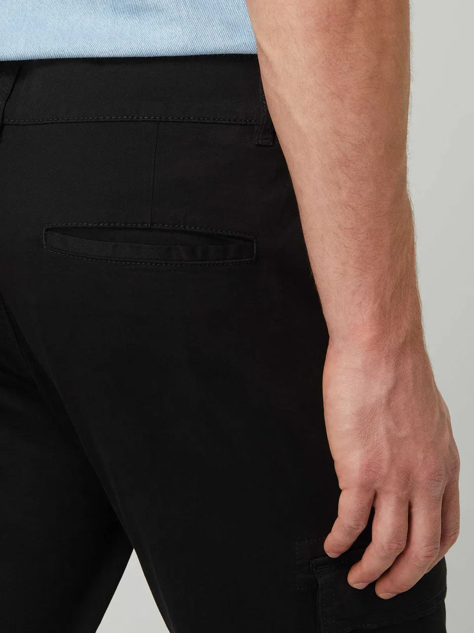 Cargohose mit Stretch-Anteil Modell 'Cans'