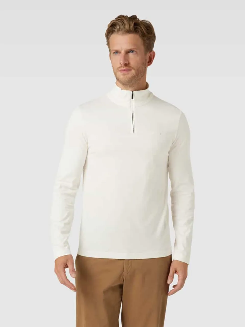 CK Calvin Klein Longsleeve mit Label-Patch in Offwhite