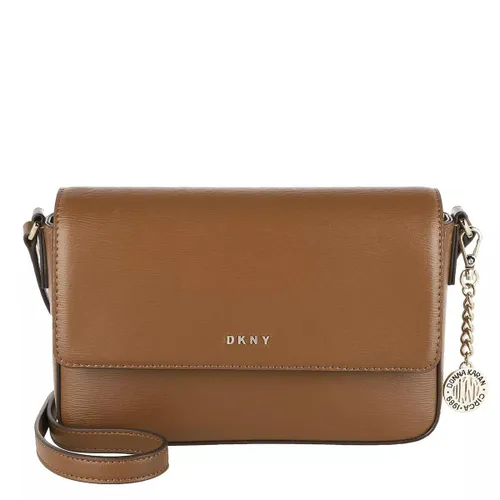 DKNY Crossbody Bags - Bryant Medium Flap Crossbody - Gr. unisize - in Cognacbraun - für Damen