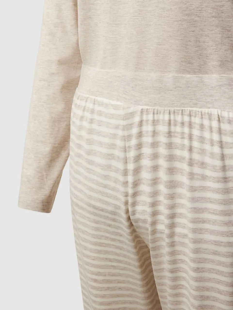 Esprit Pyjama mit Streifenmuster Modell 'MODERN STRIPES' in Beige