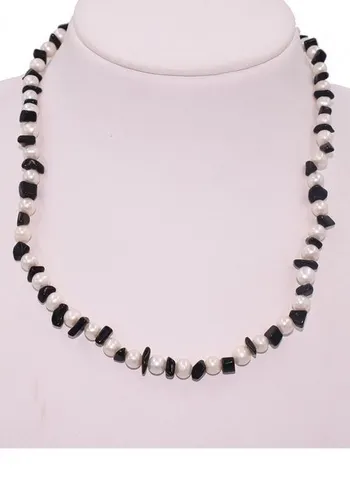 Firetti Perlenkette Schmuck Geschenk Halsschmuck Halskette Perle, Made in Germany - mit Edelstein und Naturperle