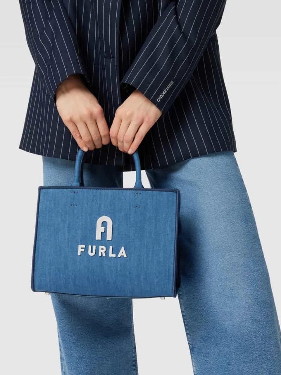FURLA Tote Bag mit Label-Detail Modell 'OPPORTUNITY' in Jeansblau, Größe One Size
