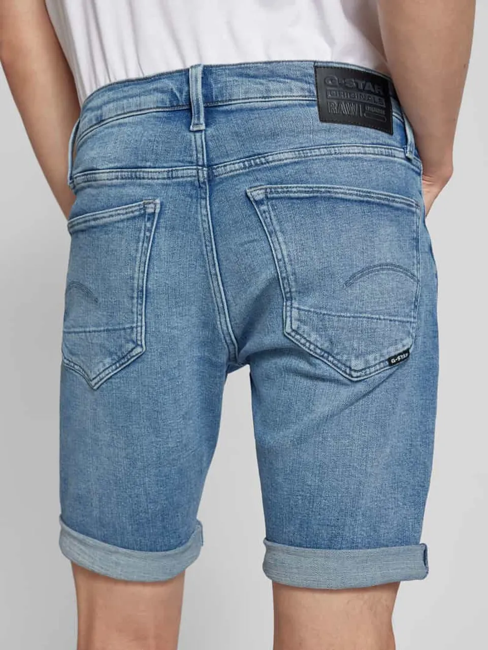 G-Star Raw Slim Fit Jeansshorts im 5-Pocket-Design in hellblau in Hellblau