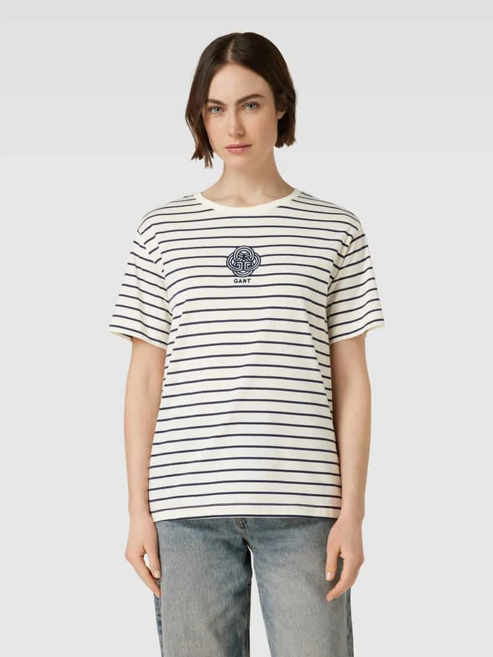 Gant T-Shirt aus reiner Baumwolle in Offwhite