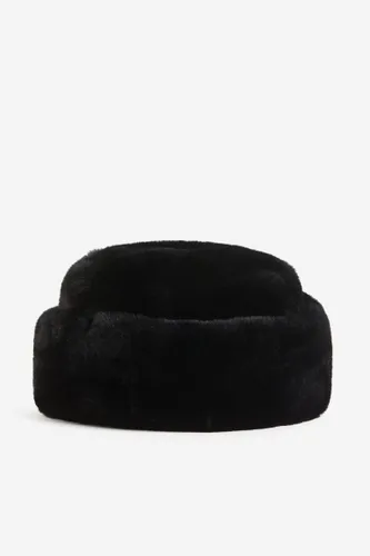 H & M - Flauschige Mütze - Schwarz - Damen