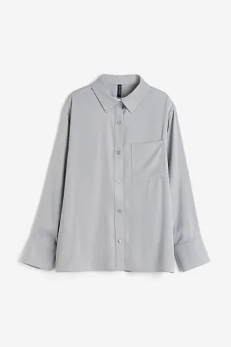 H & M - Glänzende Bluse - Grau - Damen