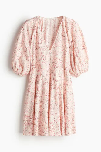 H & M - Kleid mit ausgestelltem Rock - Rosa - Damen