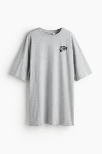 H & M - Oversized Nachthemd mit Druck - Grau - Damen