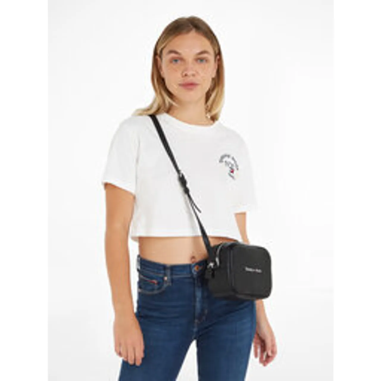 Handtasche Tommy Jeans Camera Bag AW0AW15029 Black BDS