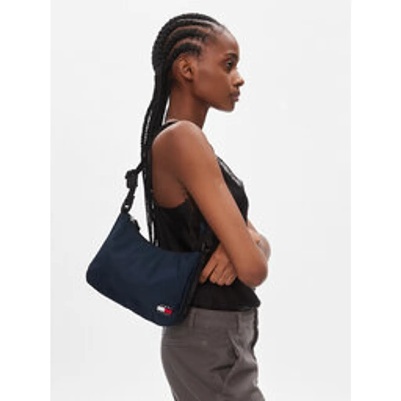 Handtasche Tommy Jeans Tjw Essential Daily Shoulder Bag AW0AW15815 Dark Night Navy C1G