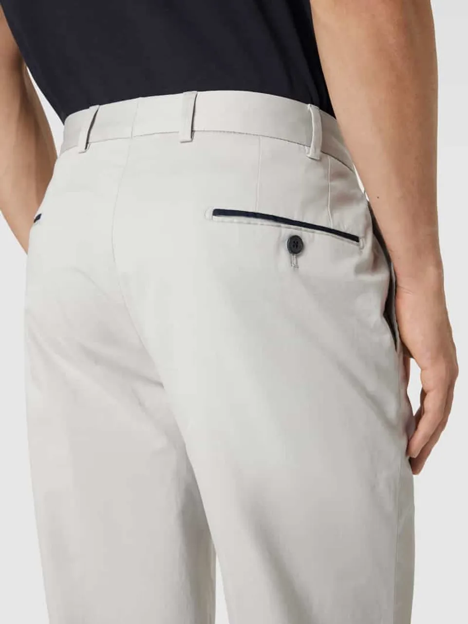 Hiltl Slim Fit Hose mit Bügelfalten Modell 'PEAKER' in Silber