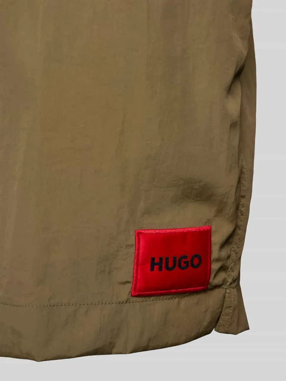 HUGO CLASSIFICATION Badehose mit Label-Patch Modell 'Dominica' in Oliv