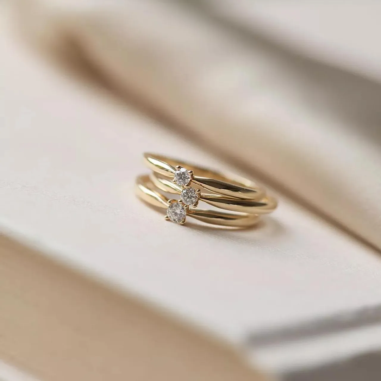 Isabel Bernard Ring - De la Paix Christine 14 karat ring  diamond 0.10 - Gr. 48 - in Gold - für Damen
