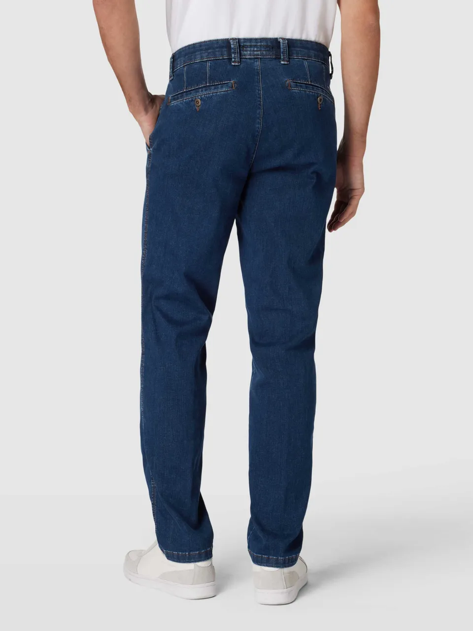 Jeans mit Gesäßtaschen Modell 'JIM'