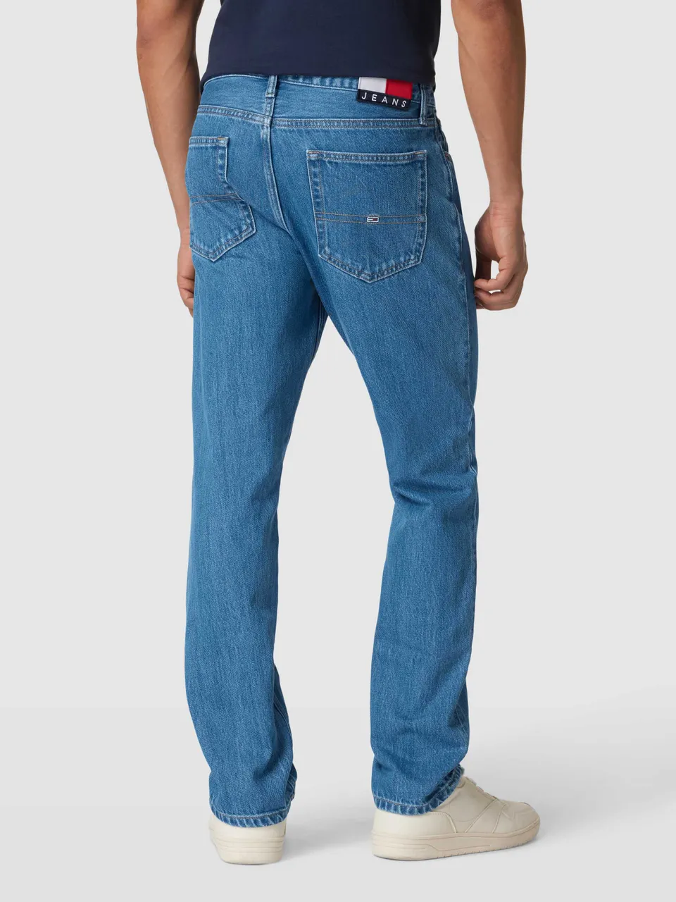 Jeans mit Logo-Stitching