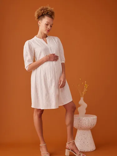 Kleid mit Lochstickereien für Schwangerschaft & Stillzeit ENVIE DE FRAISE