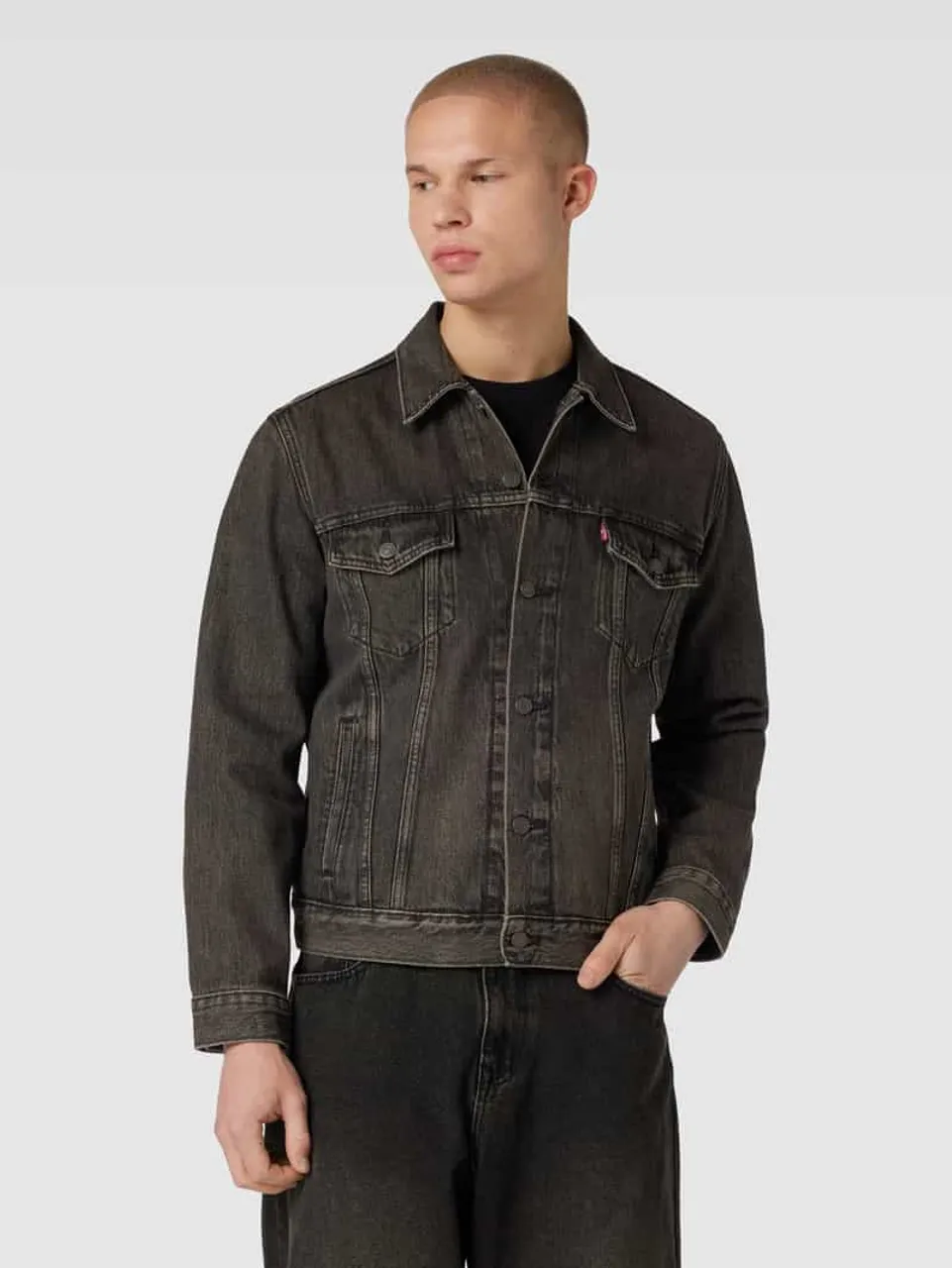 Levi's® Jeansjacke mit Label-Detail in Black