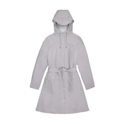 Lila Curve Trenchcoat,Curve W Trenchcoats in Dunkelblau,Curve Trenchcoats in Creme Rains