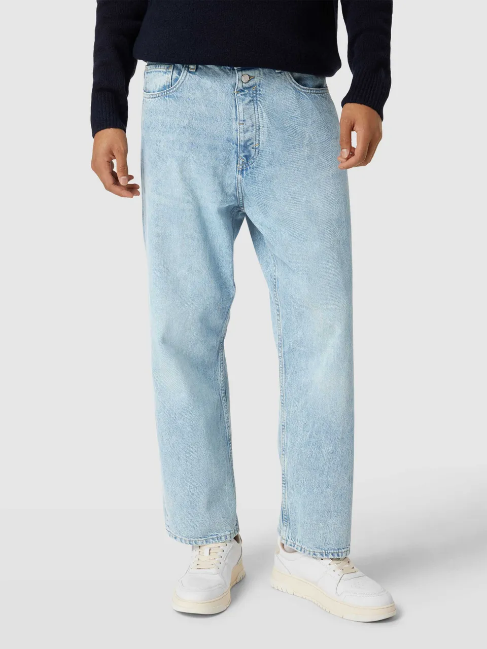 Loose Fit Jeans aus Baumwolle mit Kontrastnähten