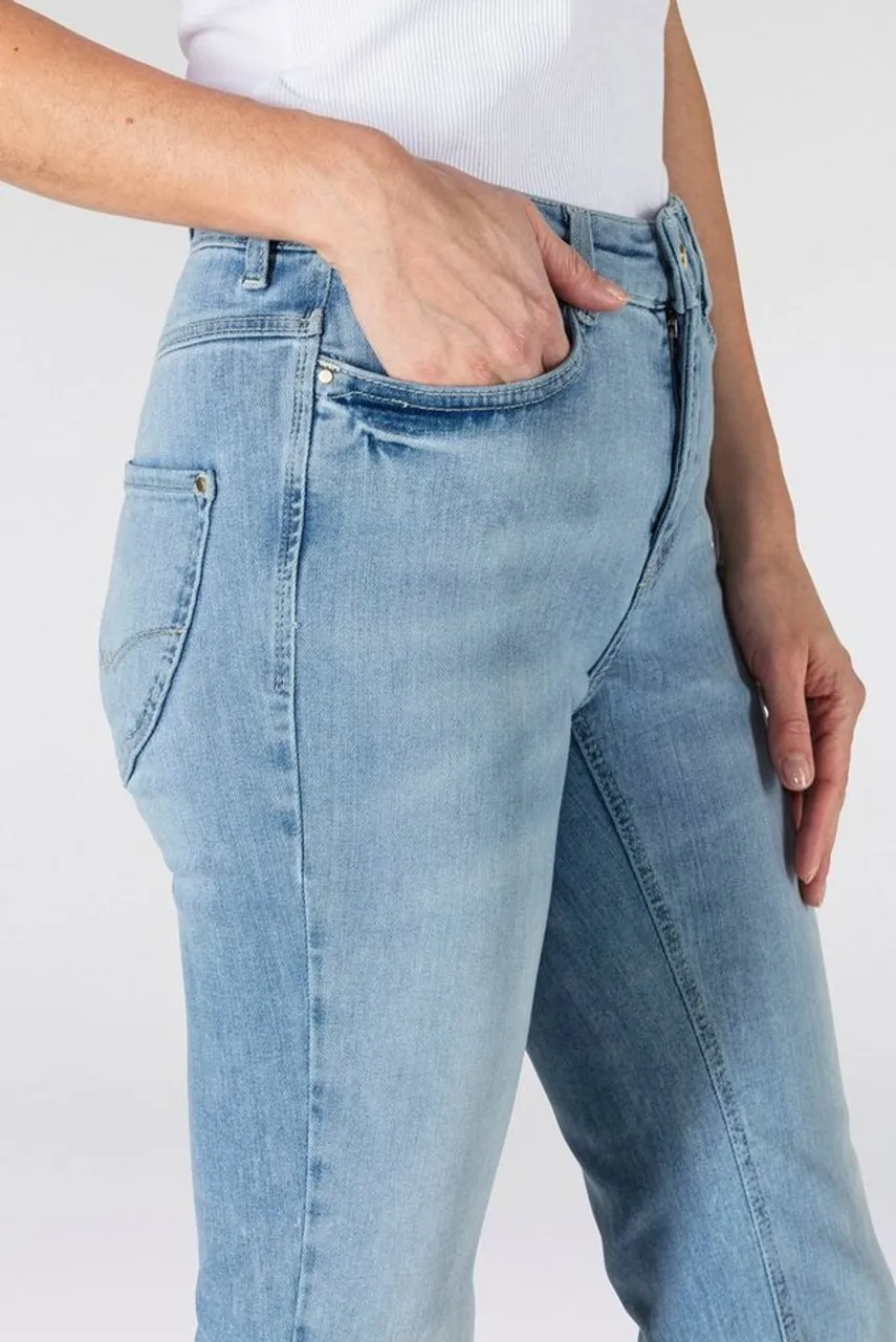 MAC Bootcut-Jeans Dream-Boot Gerade geschnitten mit leicht ausgestelltem Bein