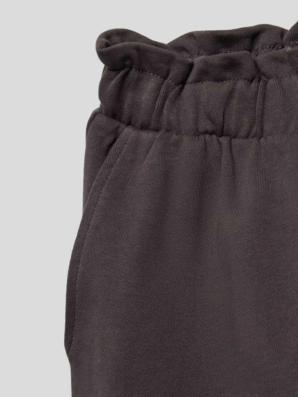 Mango Regular Fit Sweatpants mit Eingrifftaschen Modell 'berlin' in Graphit