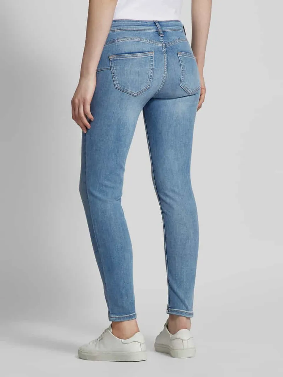 Mango Skinny Fit Jeans im 5-Pocket-Design Modell 'OLIVIA' in Jeansblau