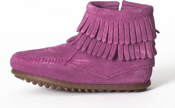 Minnetonka, Double Fringe Side Zip Boot in pink, Stiefel für Jungen