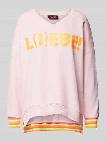 miss goodlife Sweatshirt mit Statement-Print Modell 'L(I)EBE' in neon rosa in Rosa