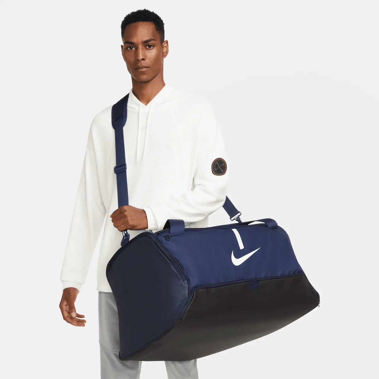 Nike Academy Team Fußball-Sporttasche (groß 95 l) - Blau