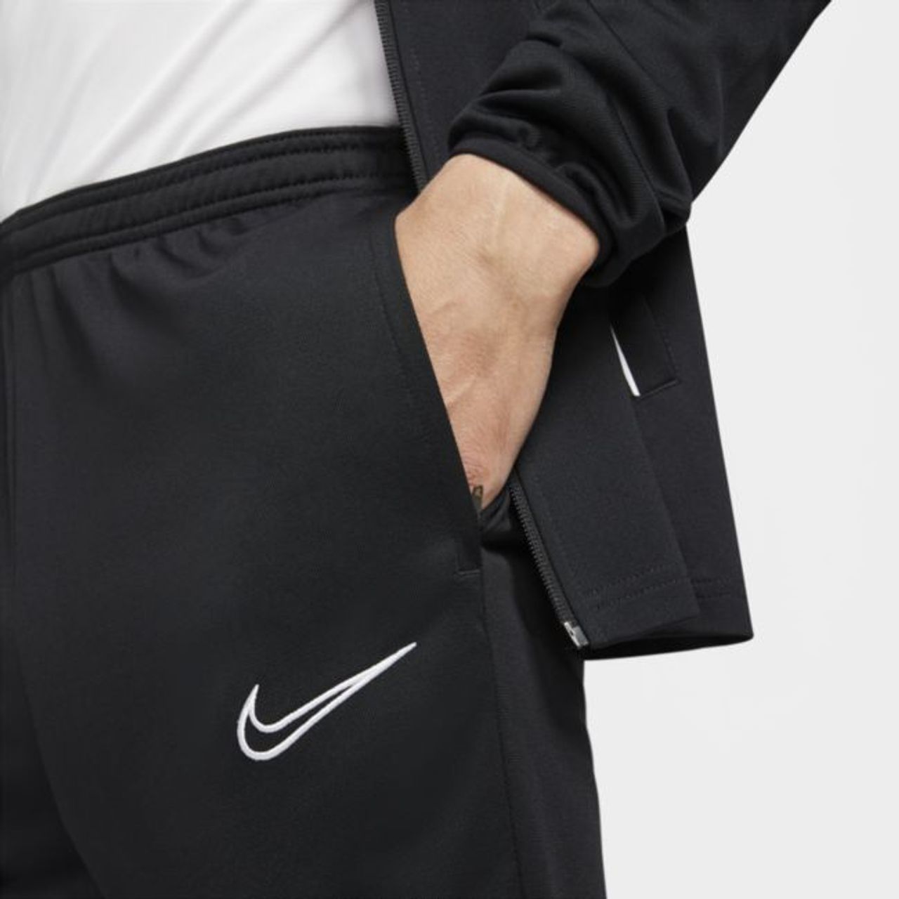 Nike Dri-FIT Academy Fußball-Trainingsanzug aus Strickmaterial für Herren - Schwarz