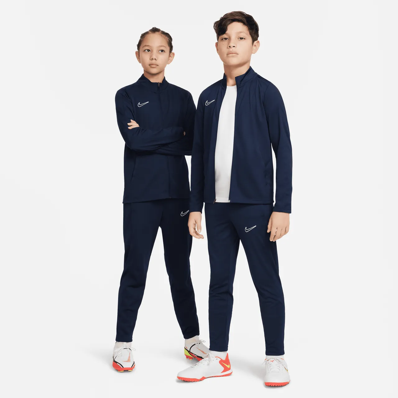 Nike Dri-FIT Academy23 Fußball-Trainingsanzug für Kinder - Blau