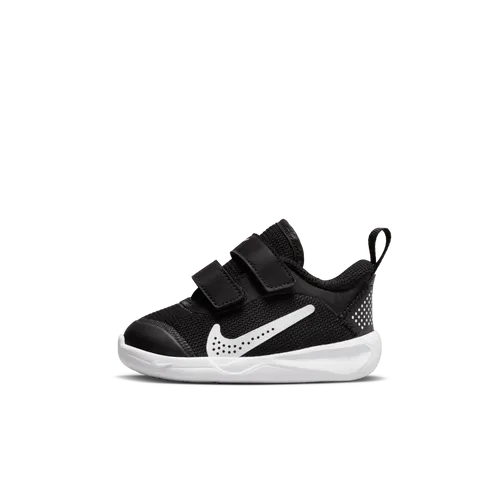 Nike Omni Multi-Court Schuh für Babys und Kleinkinder - Schwarz