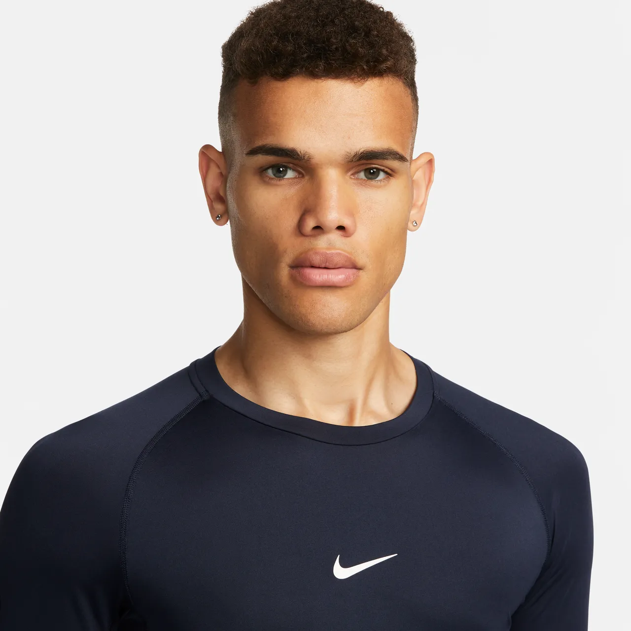 Nike Pro Men's Dri-FIT Dri-FIT Fitness-Longsleeve mit enger Passform für Herren - Blau