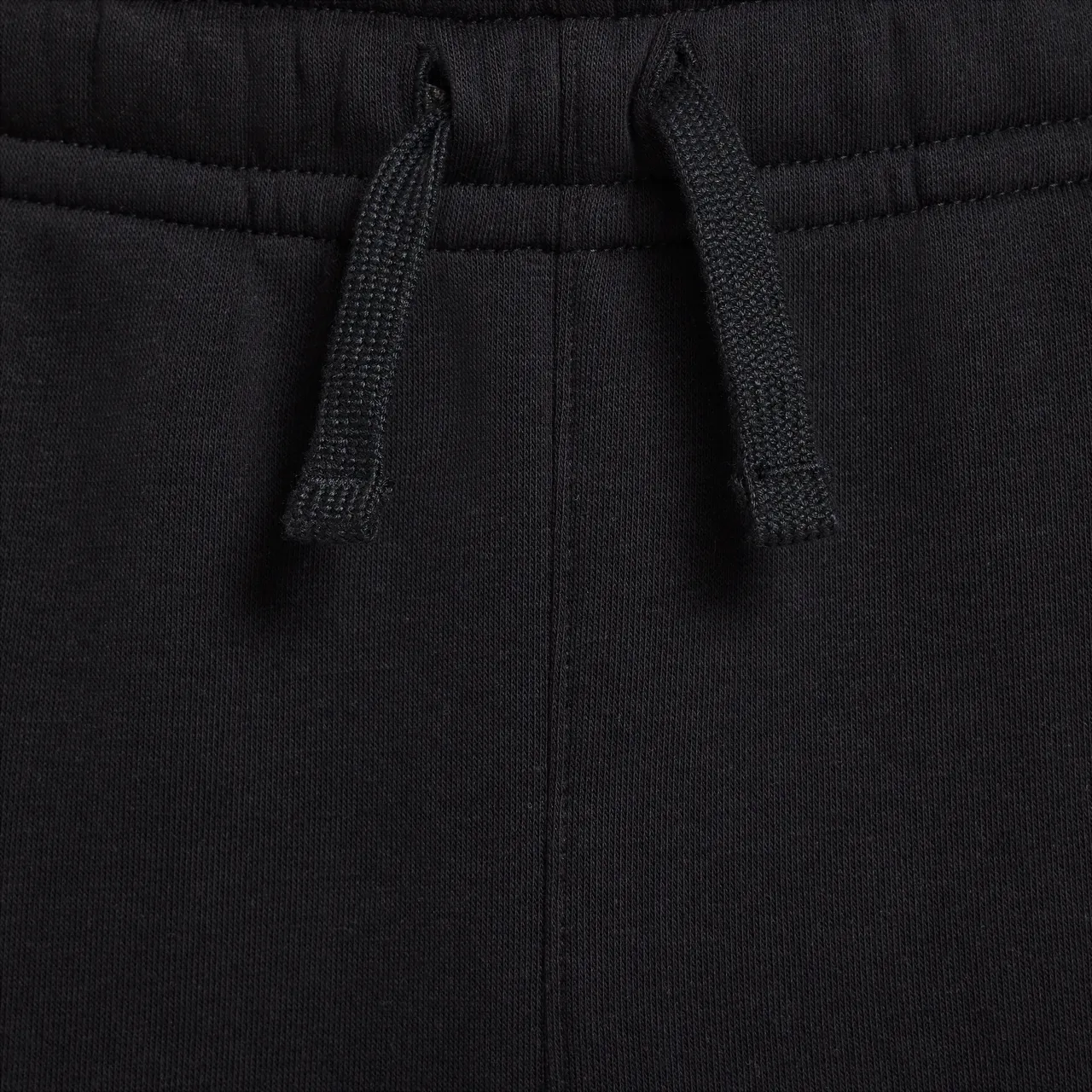 Nike Sportswear Fleece-Cargohose mit Grafik für ältere Kinder (Jungen) - Schwarz