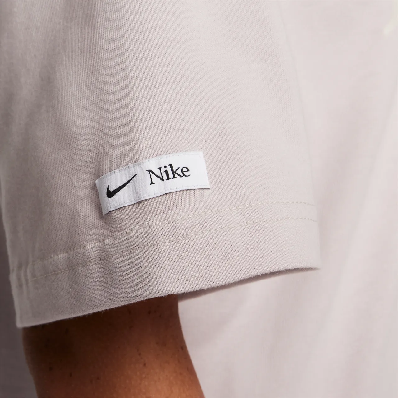 Nike Sportswear Klassisches Damen-T-Shirt - Lila