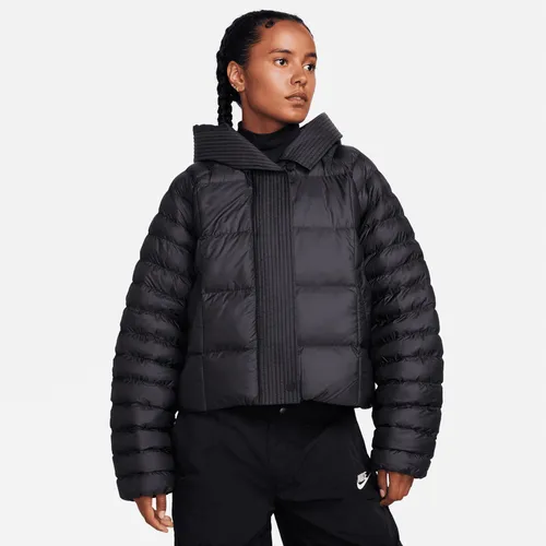 Nike Sportswear Swoosh Puffer PrimaLoft® extragroße Therma-FIT Jacke mit Kapuze für Damen - Schwarz
