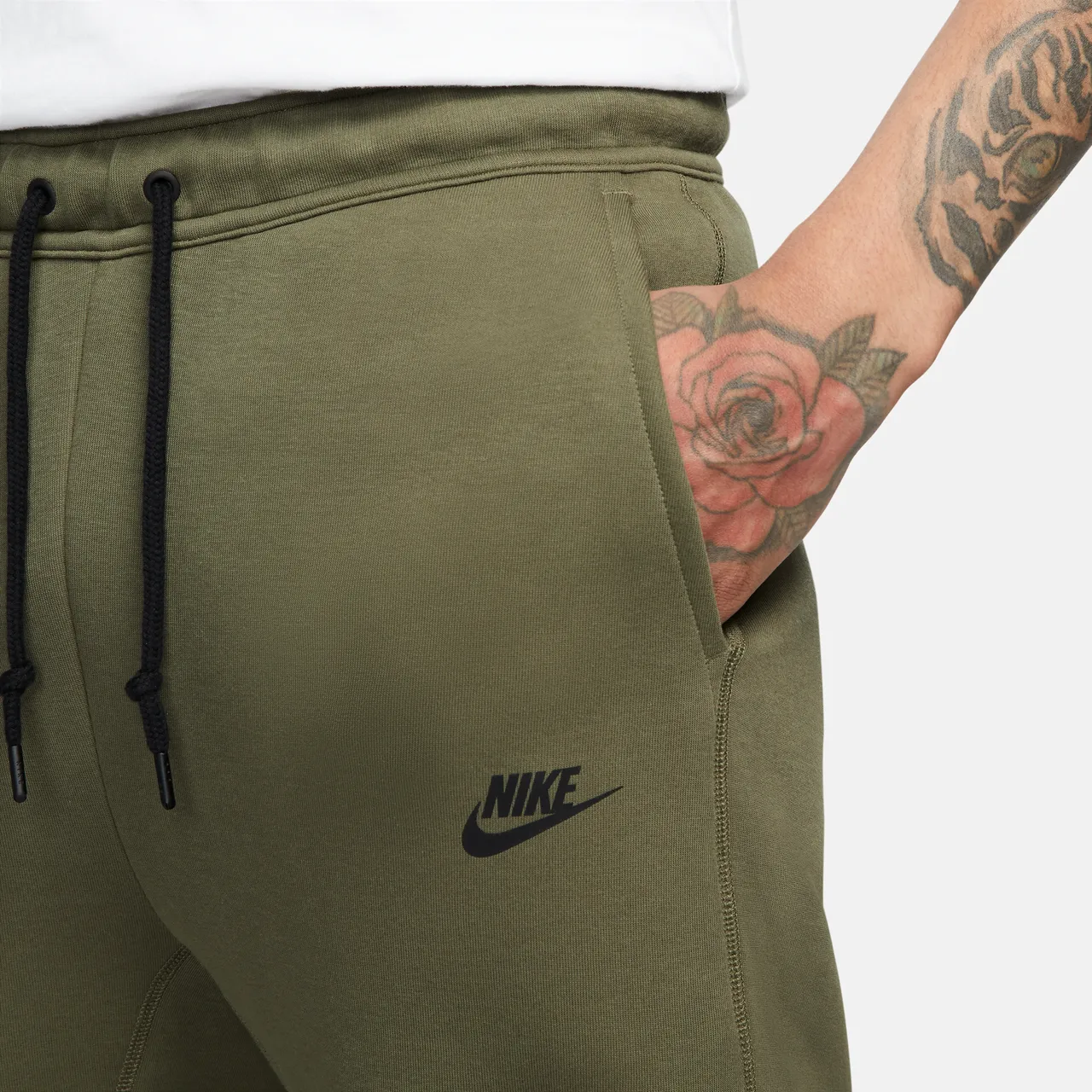 Nike Sportswear Tech Fleece Herren-Jogger - Grün