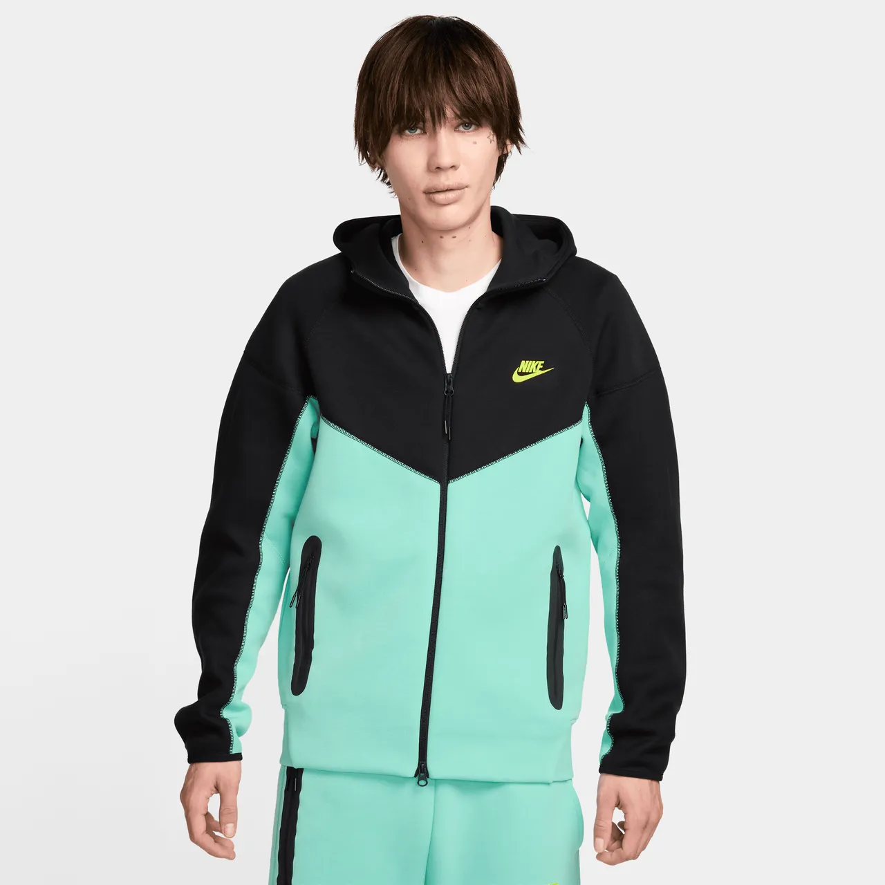 Nike Sportswear Tech Fleece Windrunner Herren-Hoodie mit durchgehendem Reißverschluss - Grün