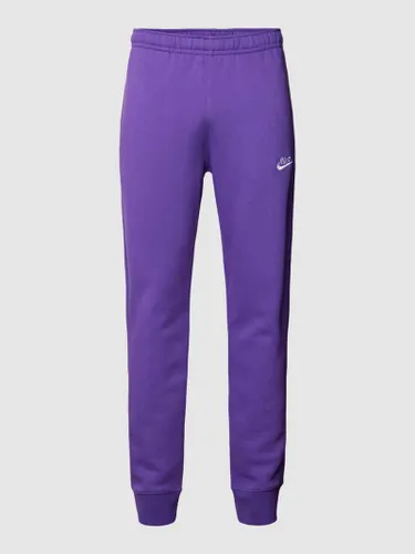 Nike Sweatpants mit Label-Stitching in Violett